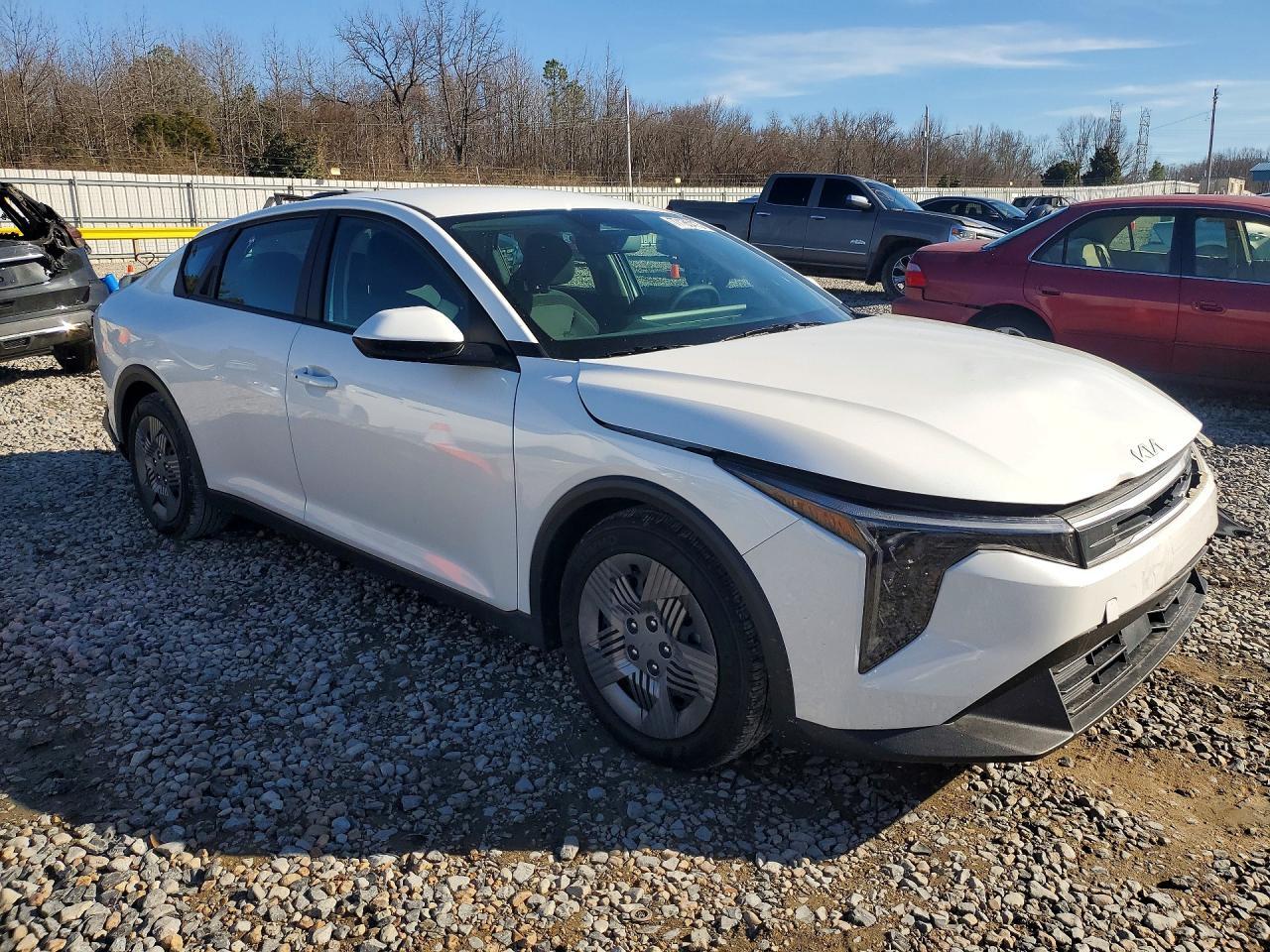 2025 KIA K4