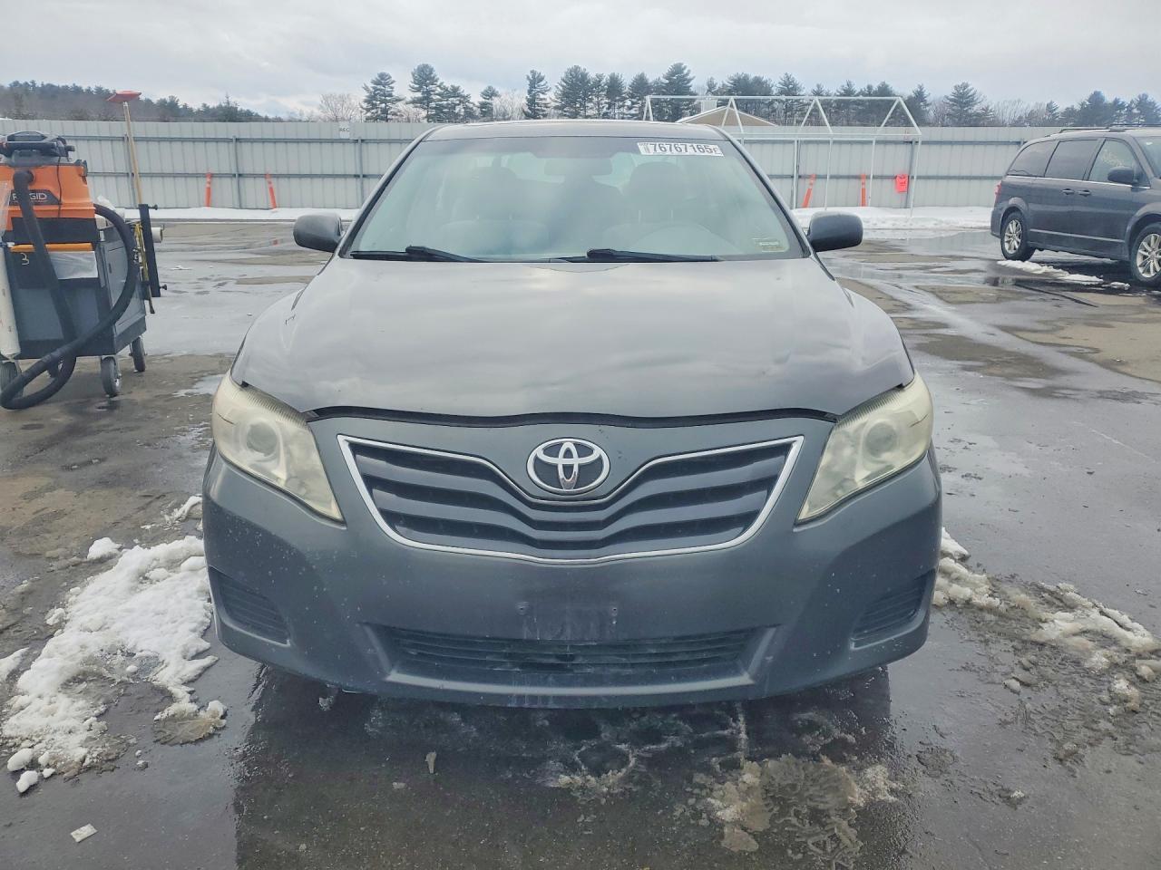 2011 TOYOTA CAMRY