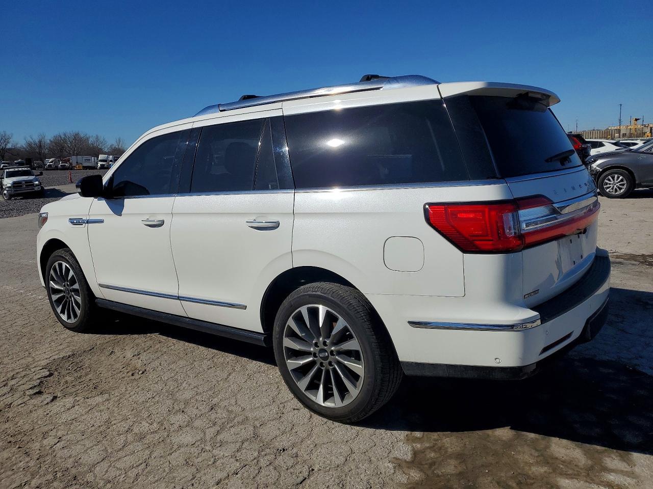 2021 LINCOLN Navigator