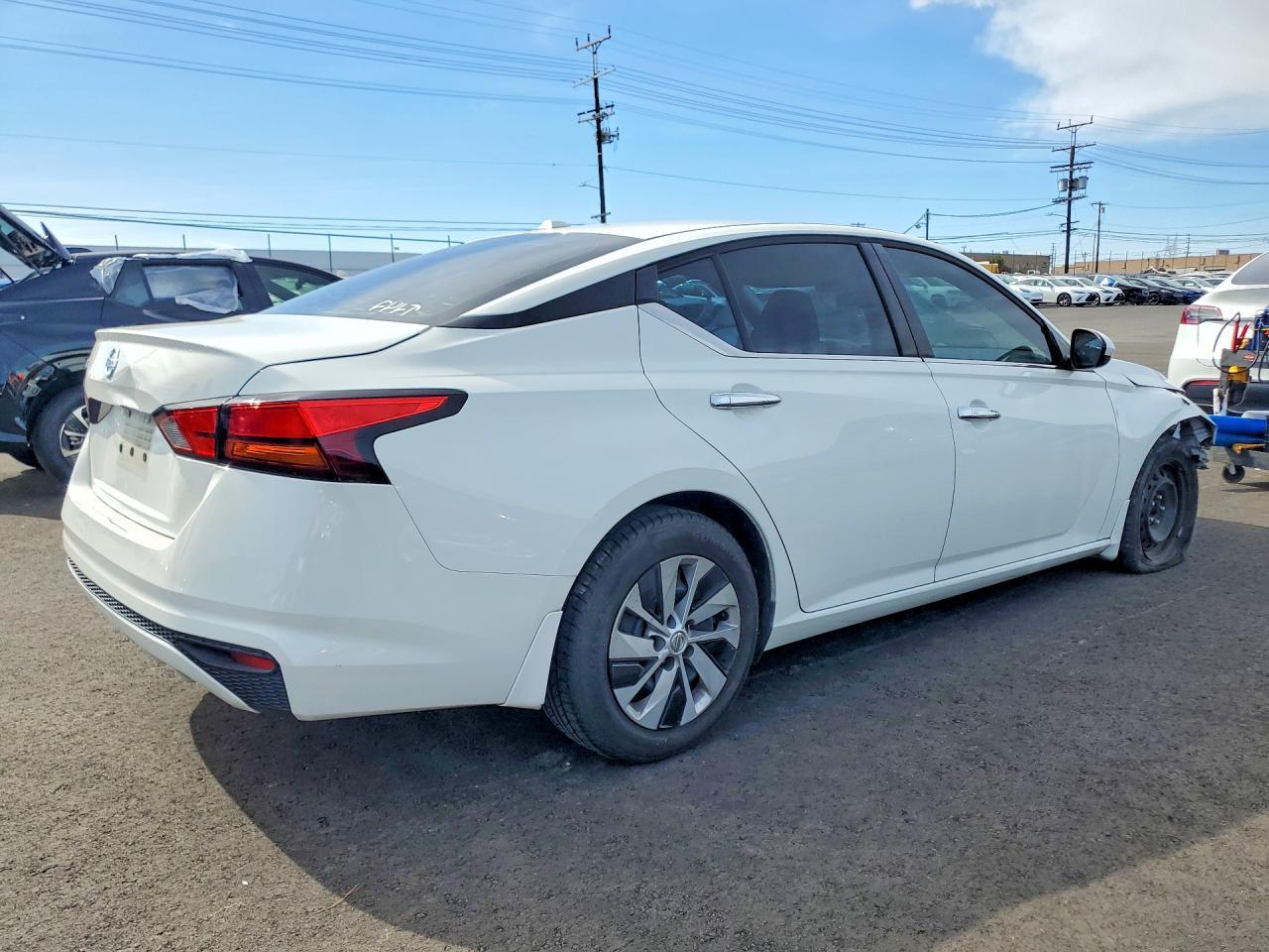 2019 NISSAN ALTIMA