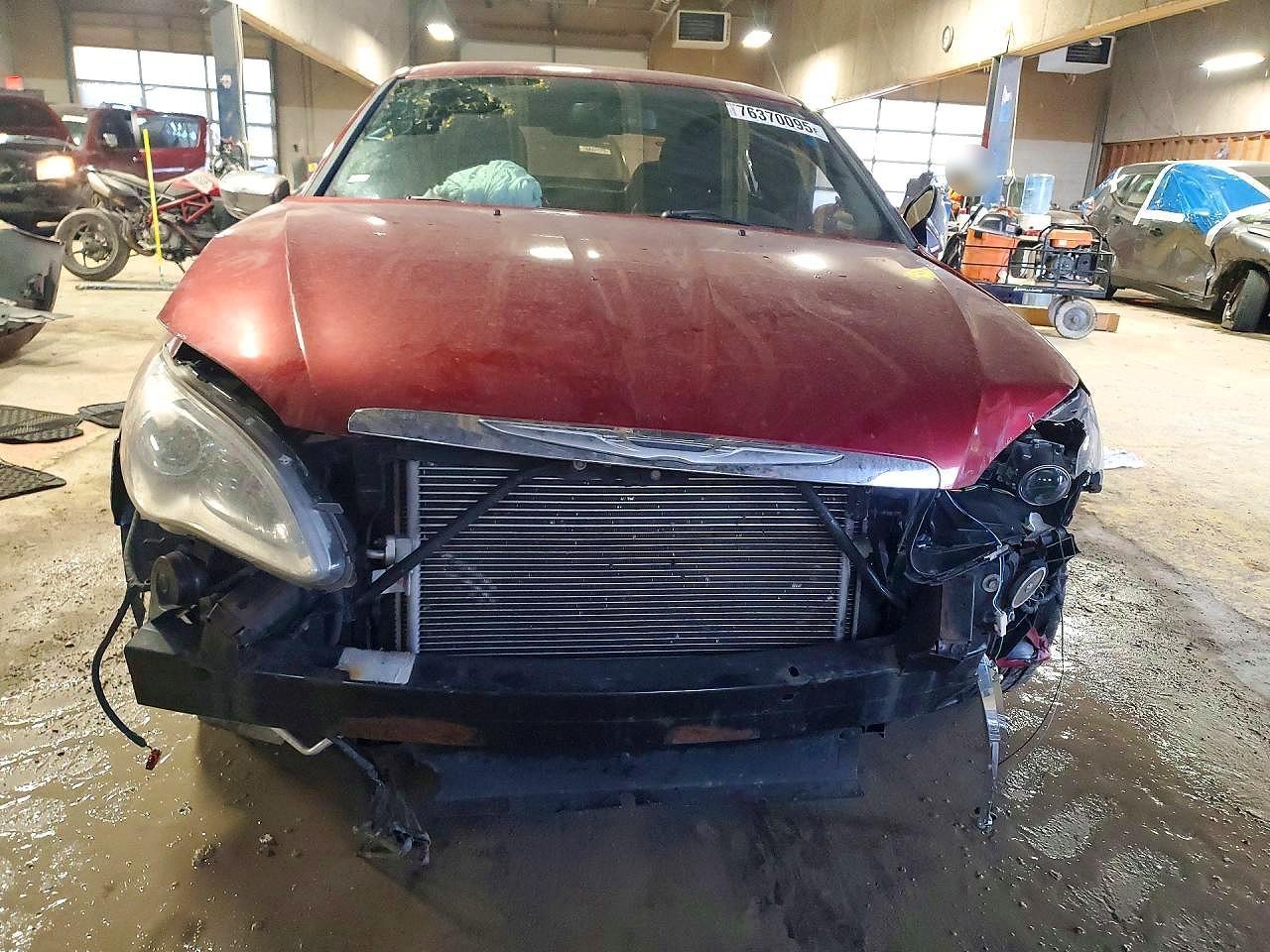 2013 CHRYSLER 200