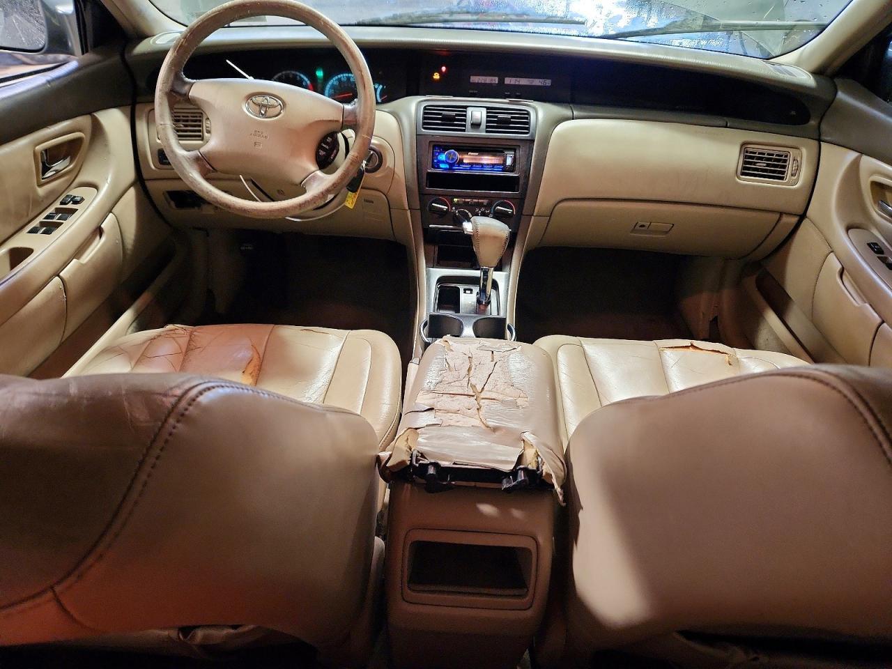 2002 TOYOTA Avalon