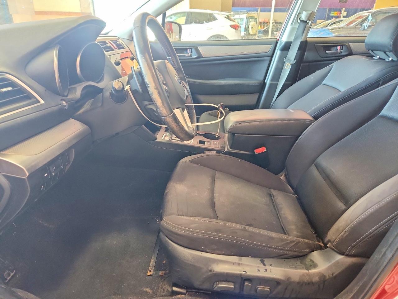 2016 SUBARU Legacy