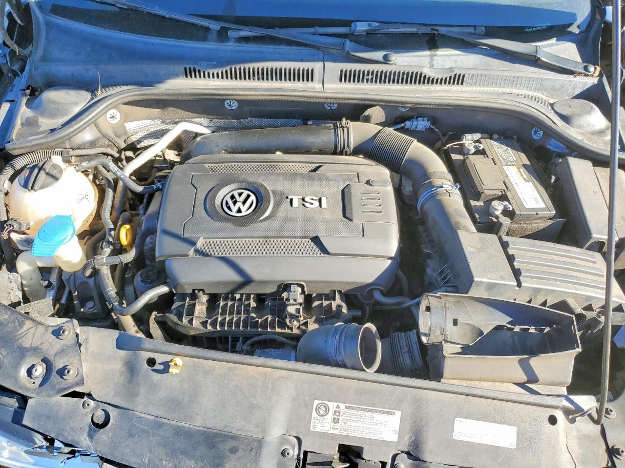 2017 VOLKSWAGEN JETTA