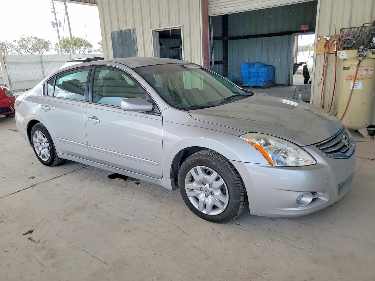 2011 NISSAN ALTIMA