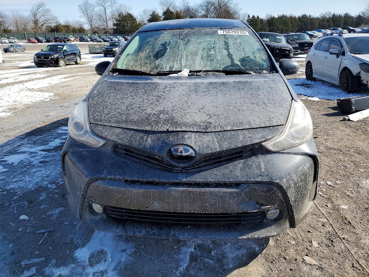 2017 TOYOTA PRIUS V