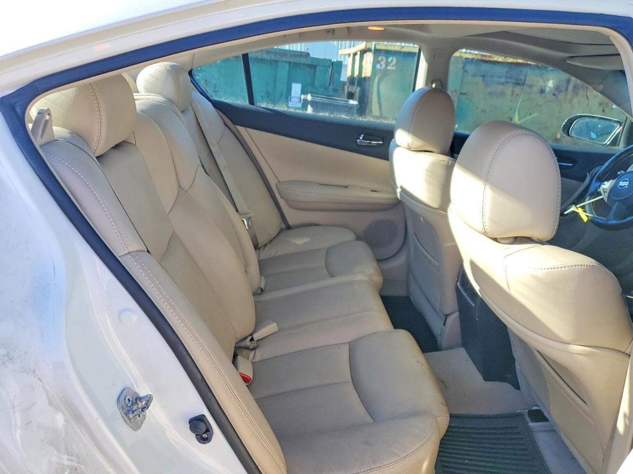 2013 NISSAN Maxima
