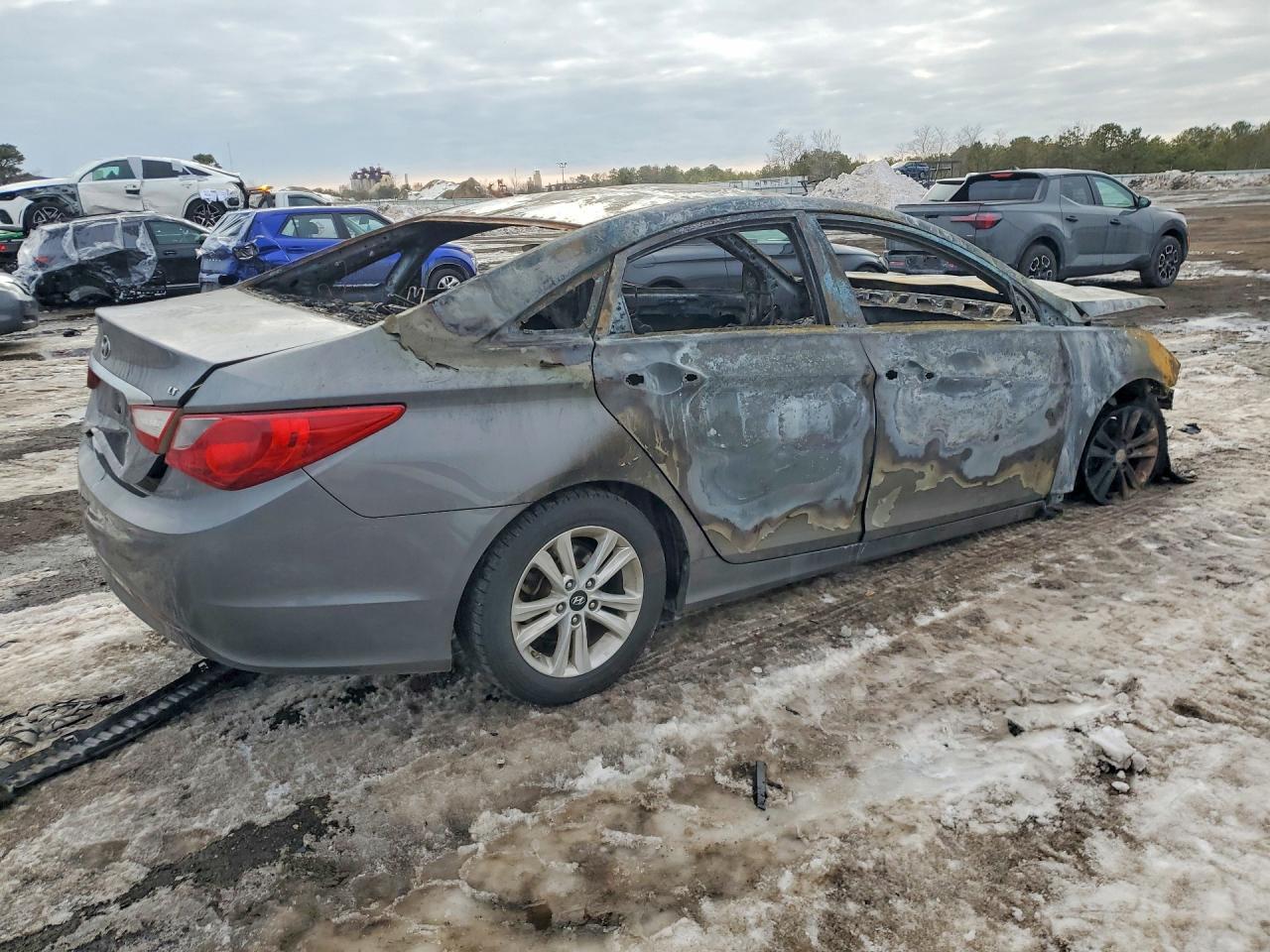 2011 HYUNDAI SONATA