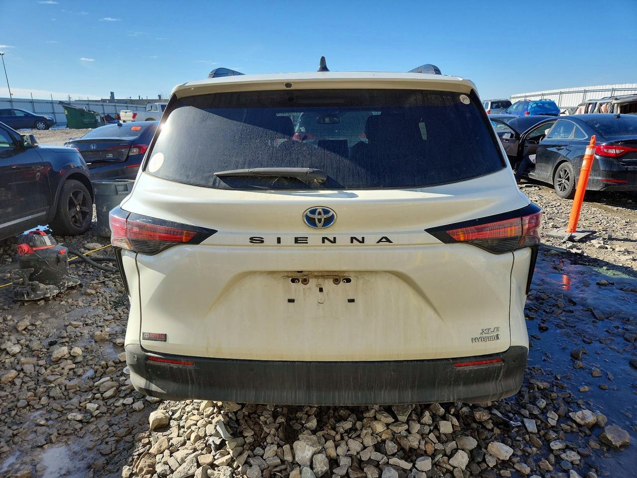 2021 TOYOTA SIENNA