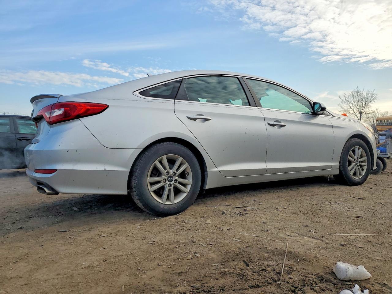 2015 HYUNDAI SONATA
