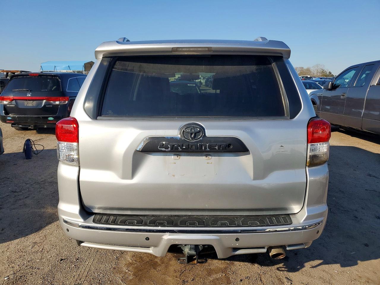2011 TOYOTA 4Runner