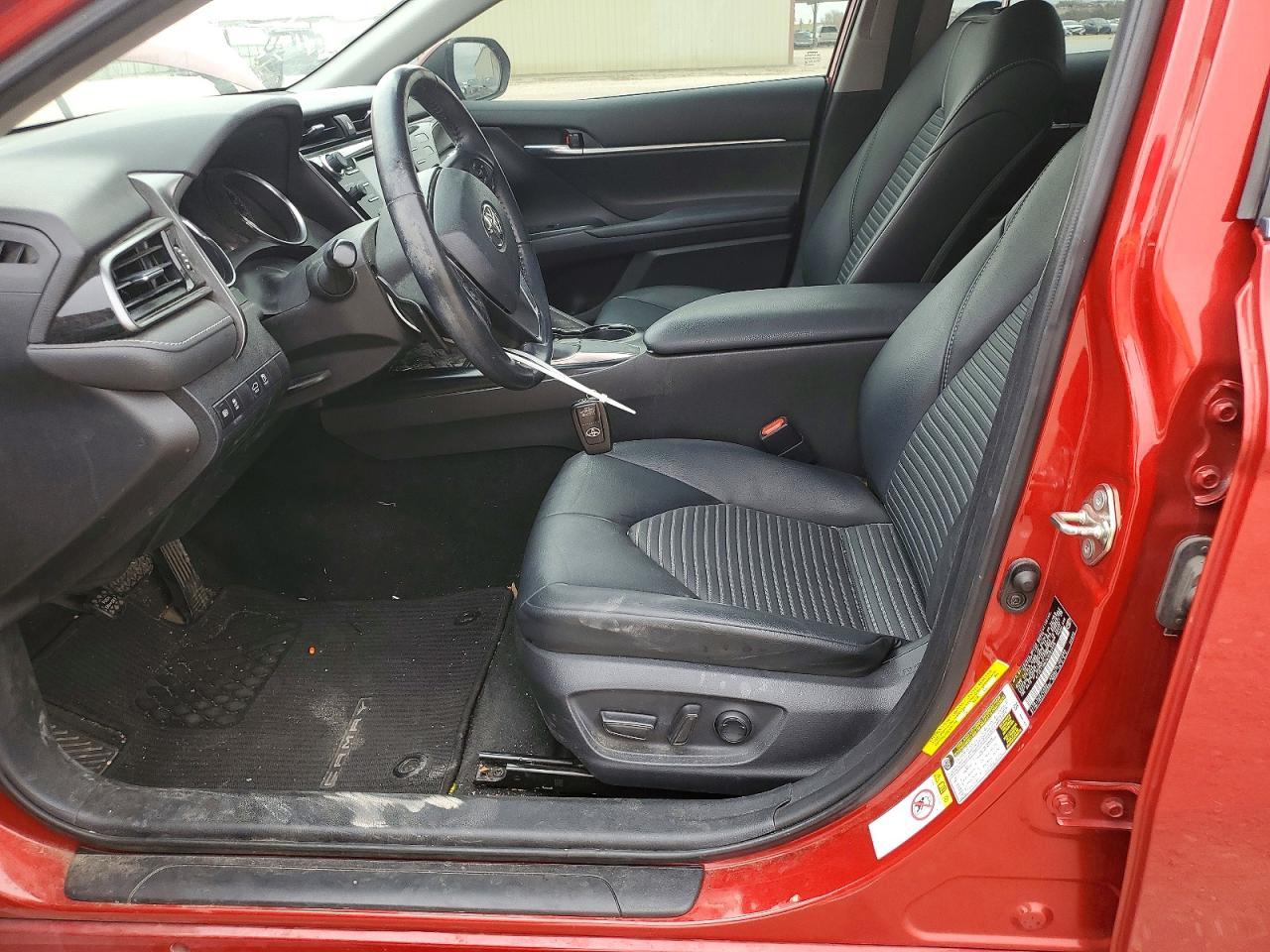 2019 TOYOTA CAMRY