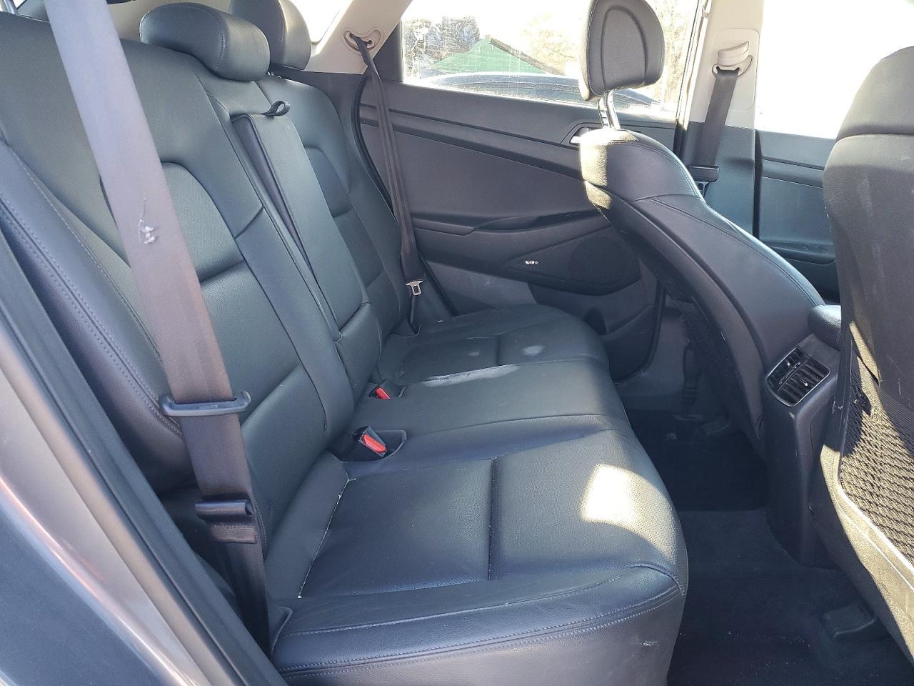 2017 HYUNDAI TUCSON