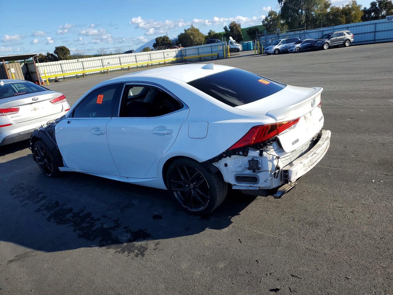 2017 LEXUS IS 200t
