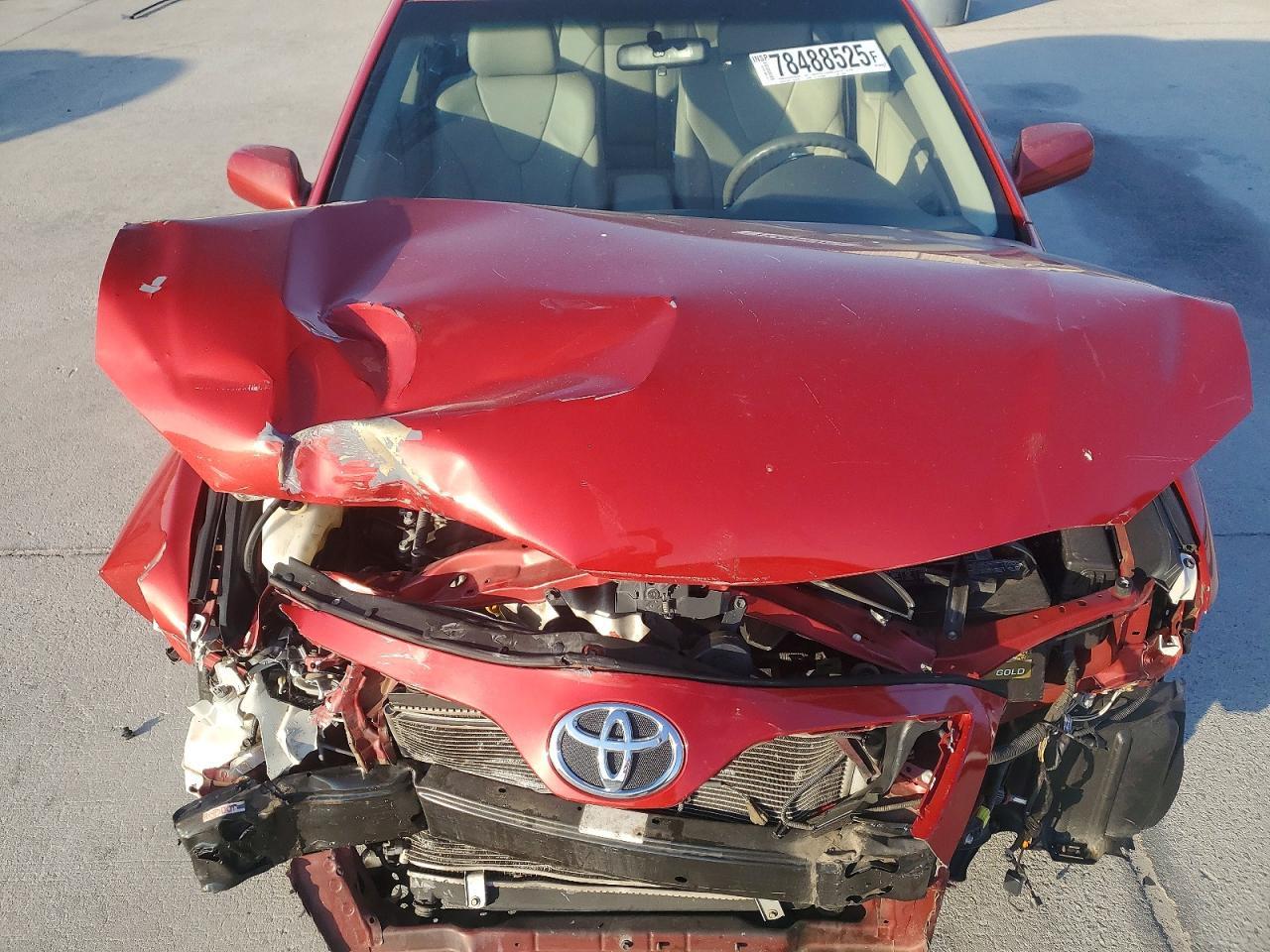 2011 TOYOTA CAMRY