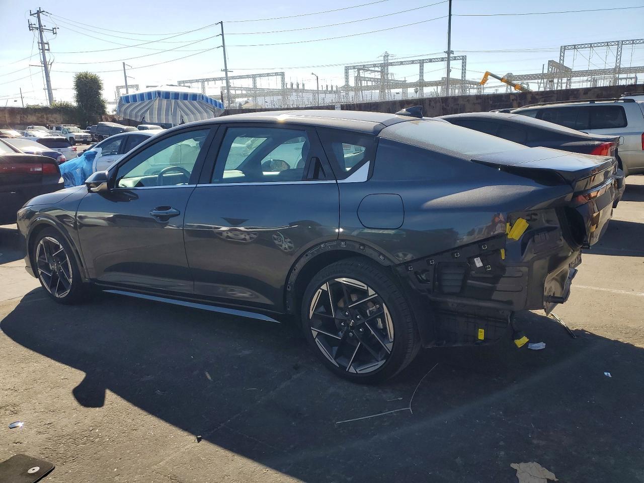 2025 KIA K4