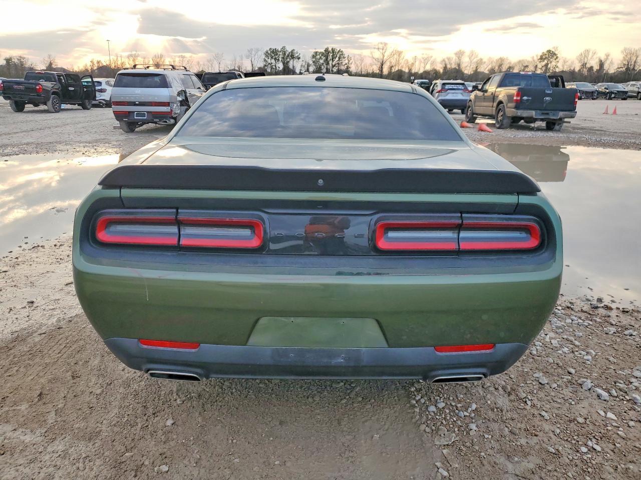 2021 DODGE Challenger
