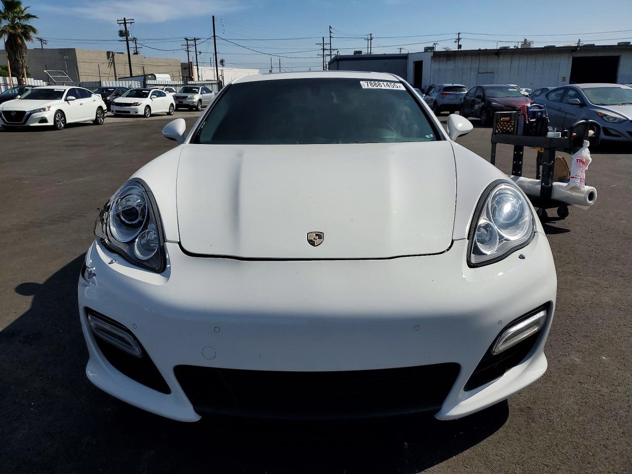 2012 PORSCHE Panamera