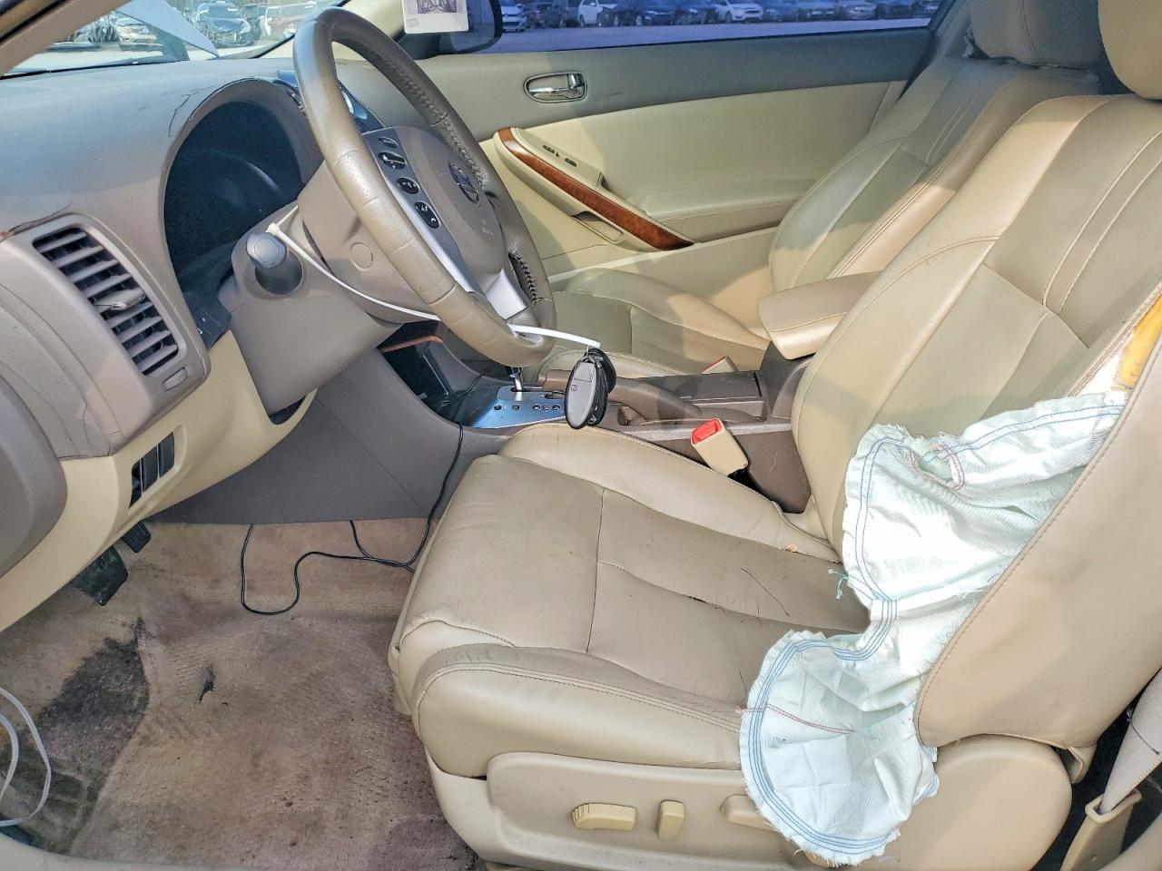 2009 NISSAN ALTIMA