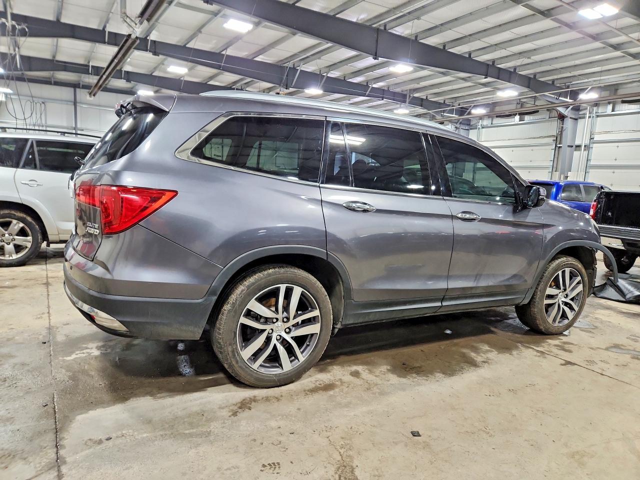 2016 HONDA PILOT