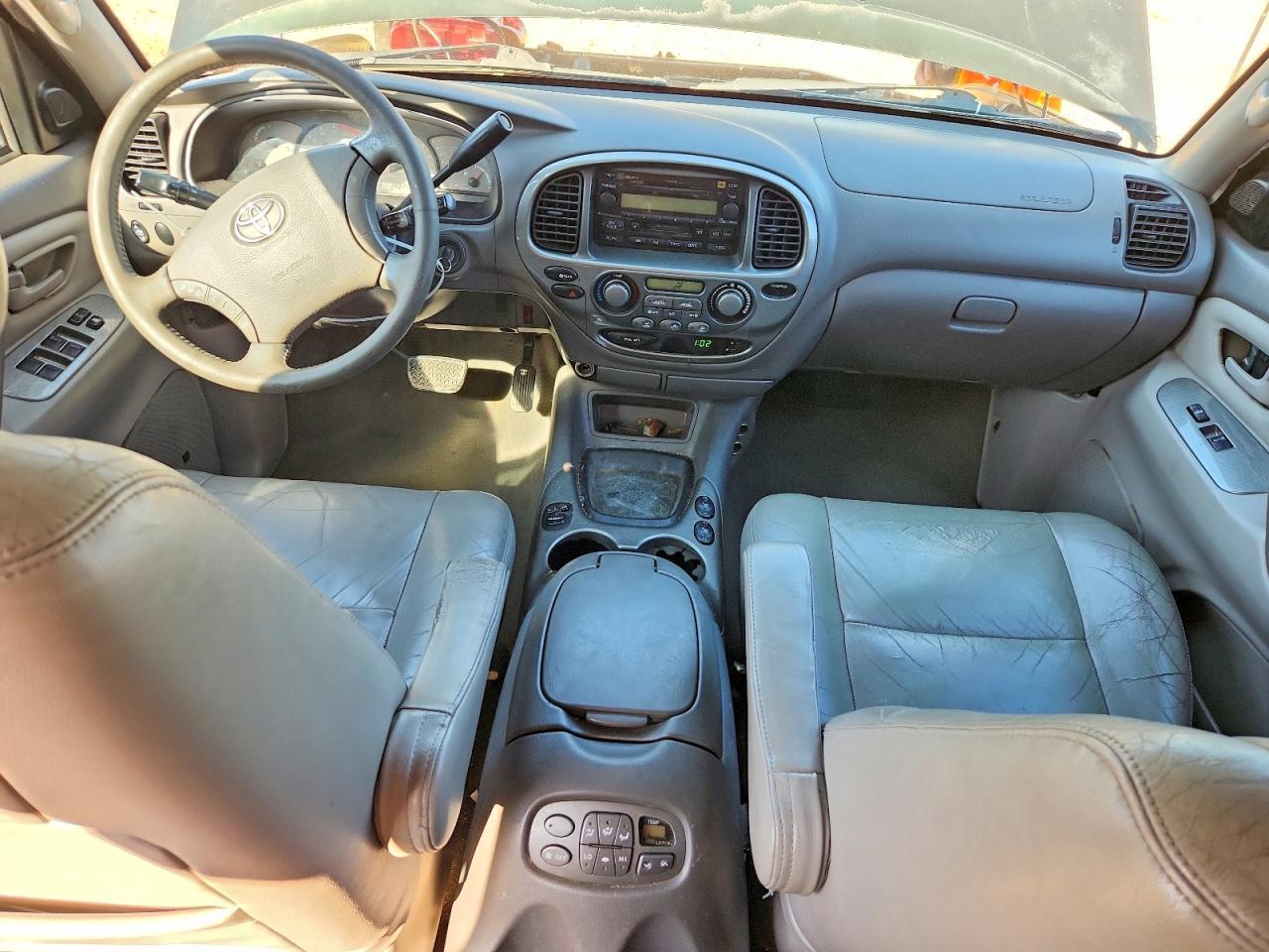 2003 TOYOTA Sequoia