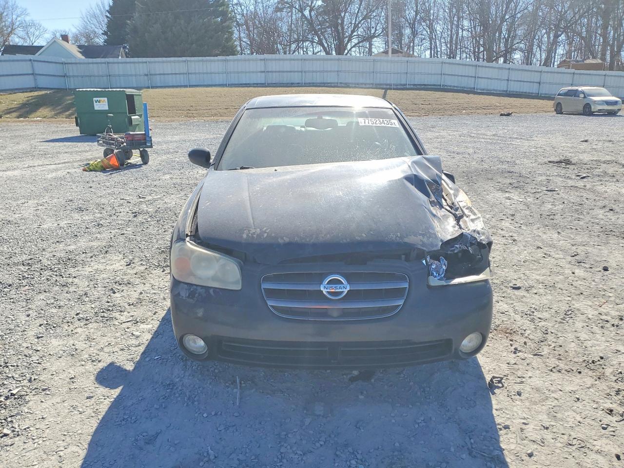 2002 NISSAN Maxima