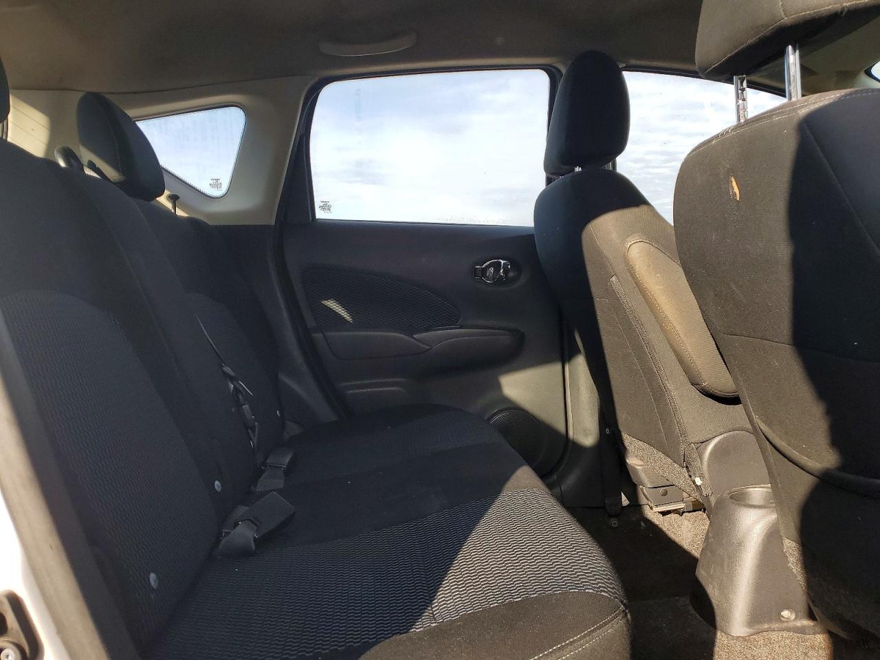 2016 NISSAN Versa Note