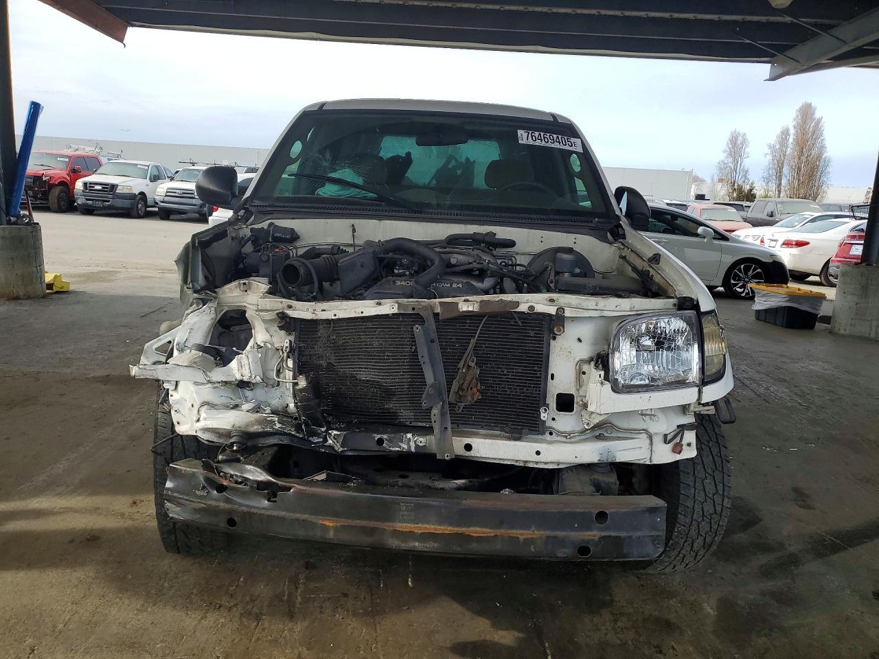 2003 TOYOTA TUNDRA