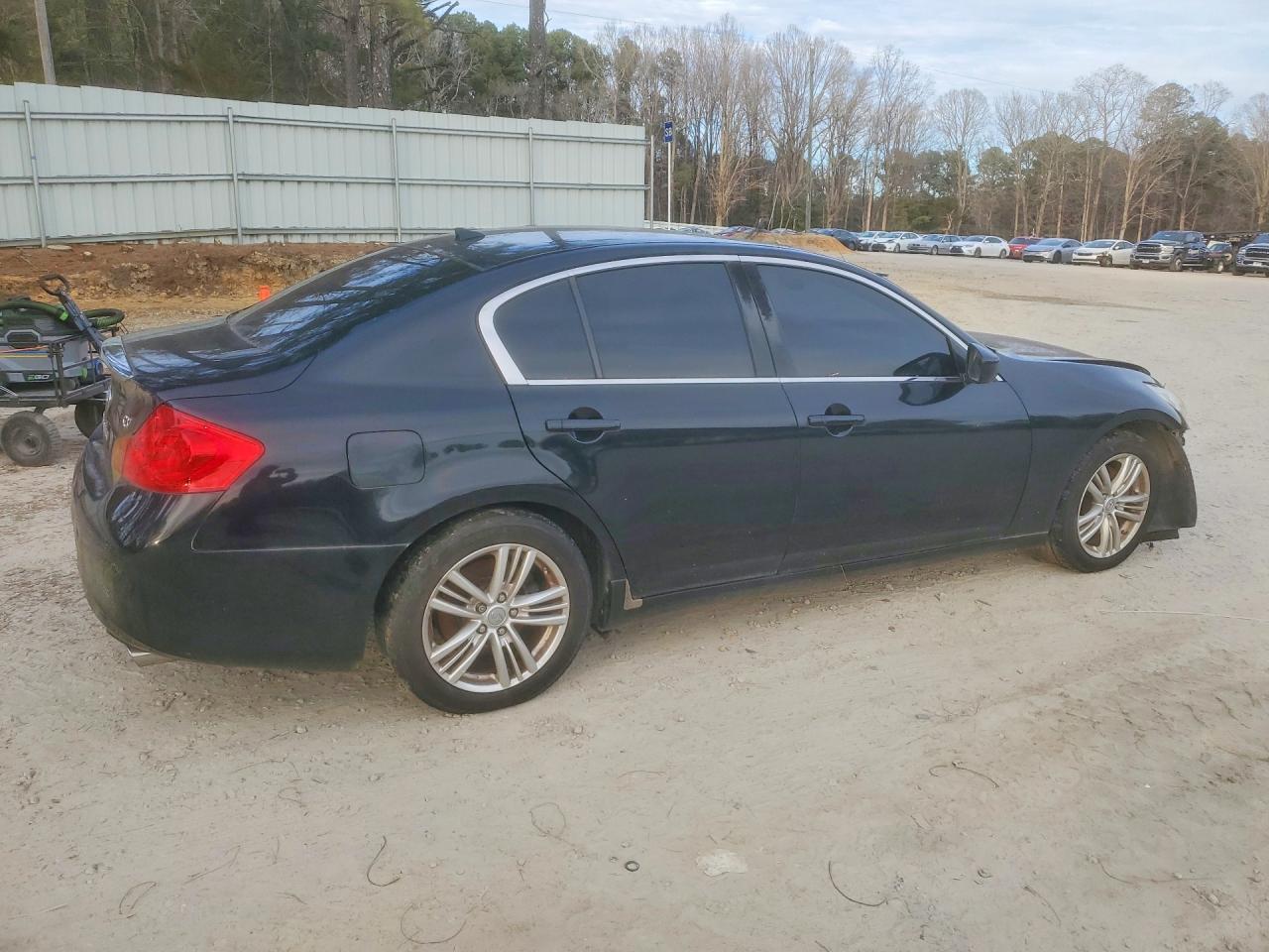 2012 INFINITI G37