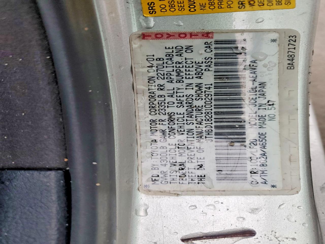 2001 LEXUS IS 300