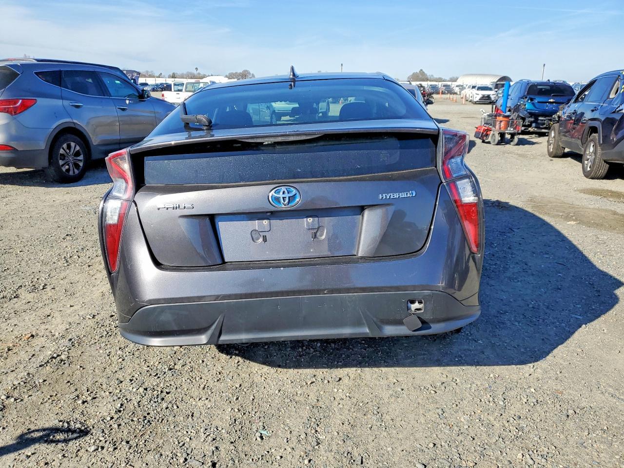 2016 TOYOTA PRIUS