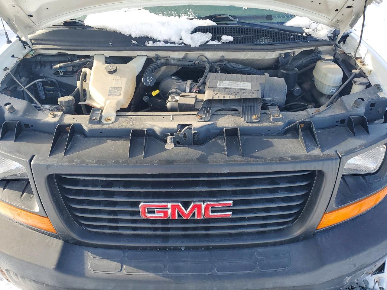 2008 GMC Savana