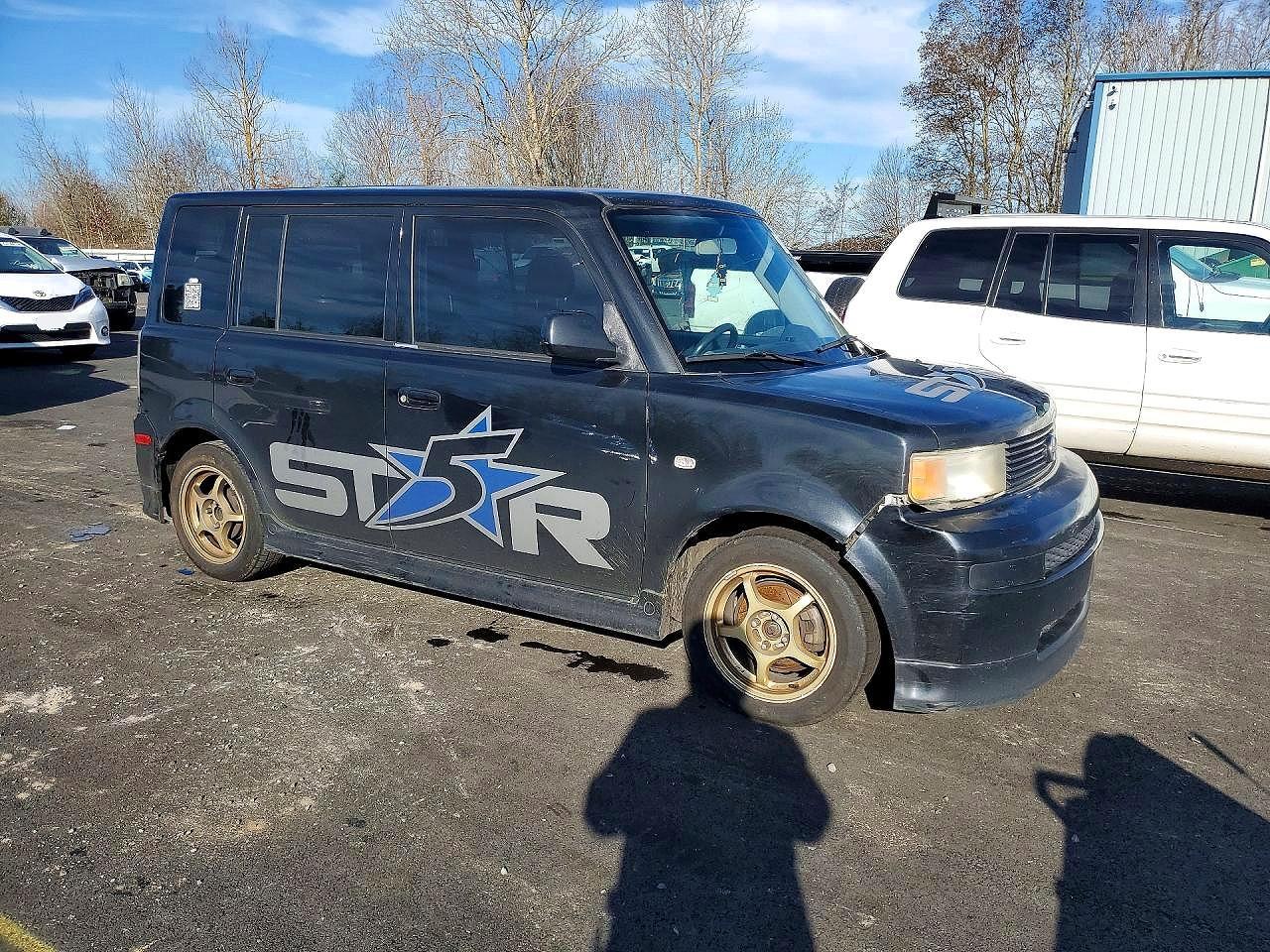 2004 TOYOTA SCION