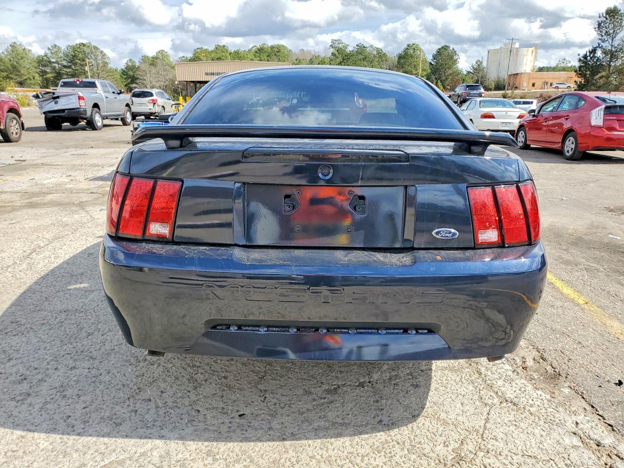 2002 FORD MUSTANG