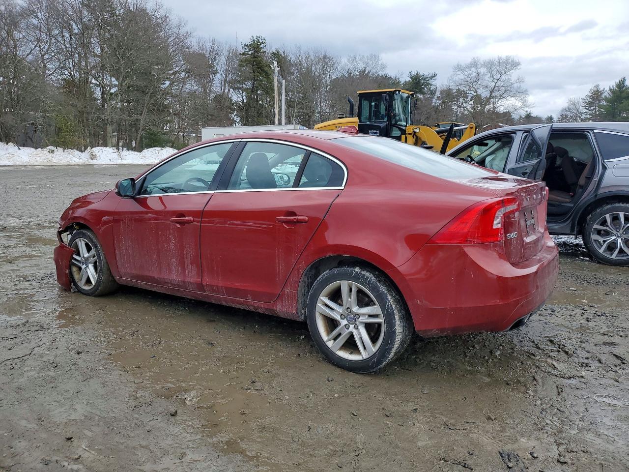 2015 VOLVO S60