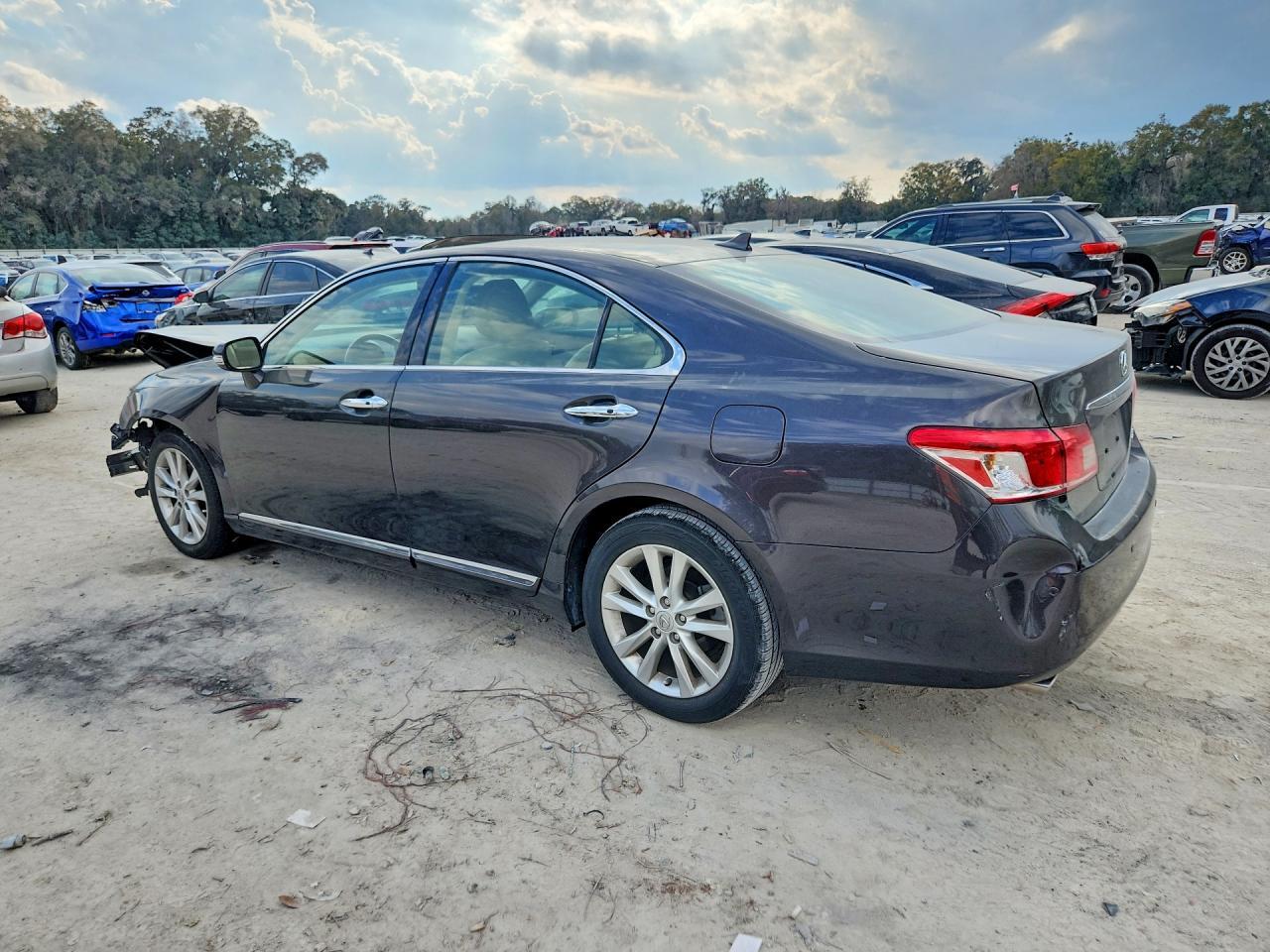 2011 LEXUS ES 350