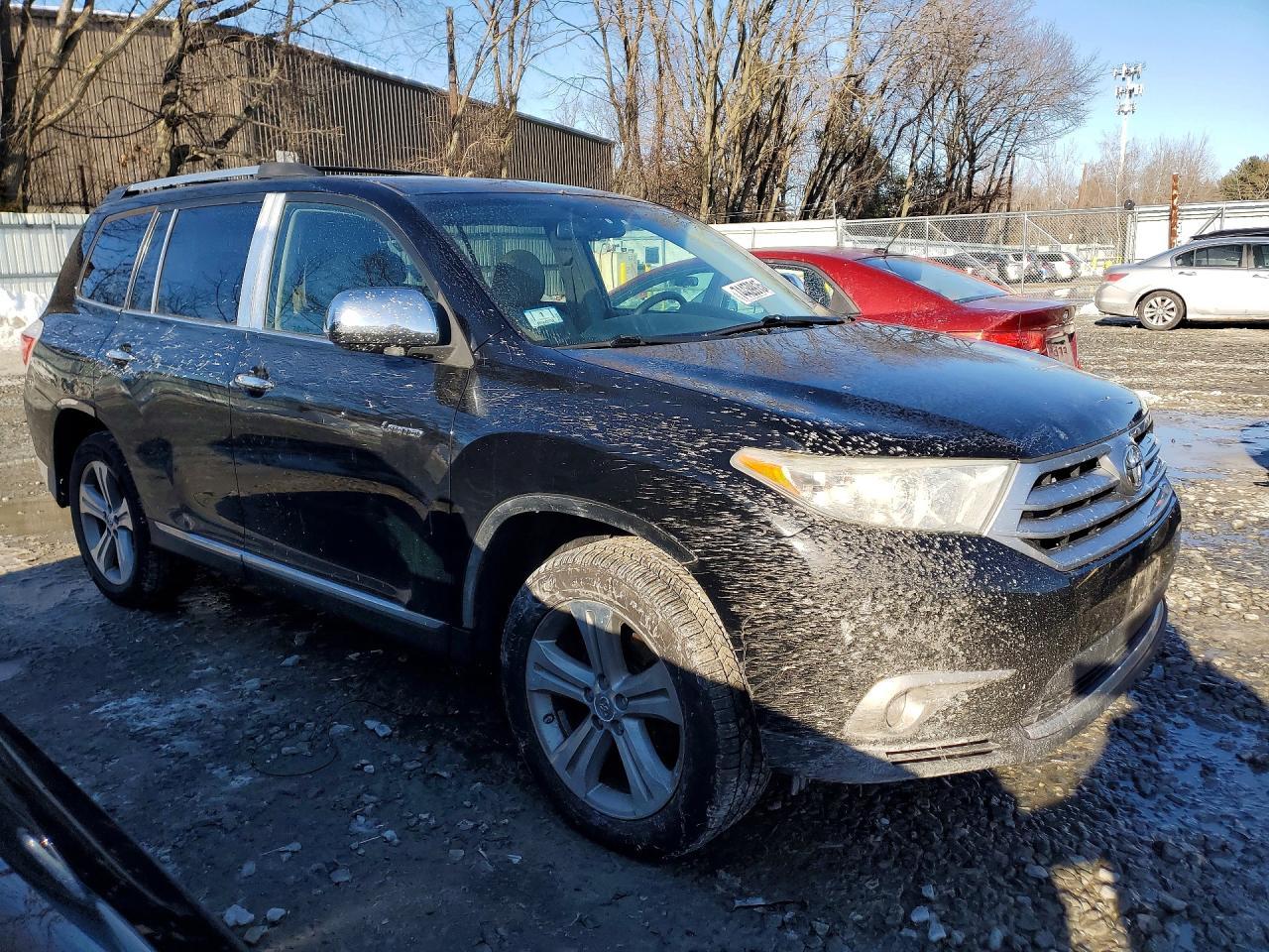 2013 TOYOTA HIGHLANDER