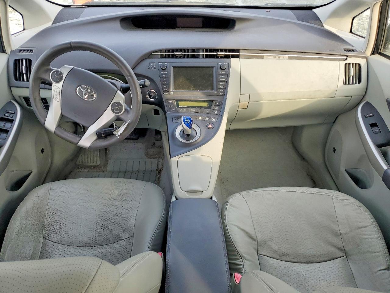 2010 TOYOTA PRIUS