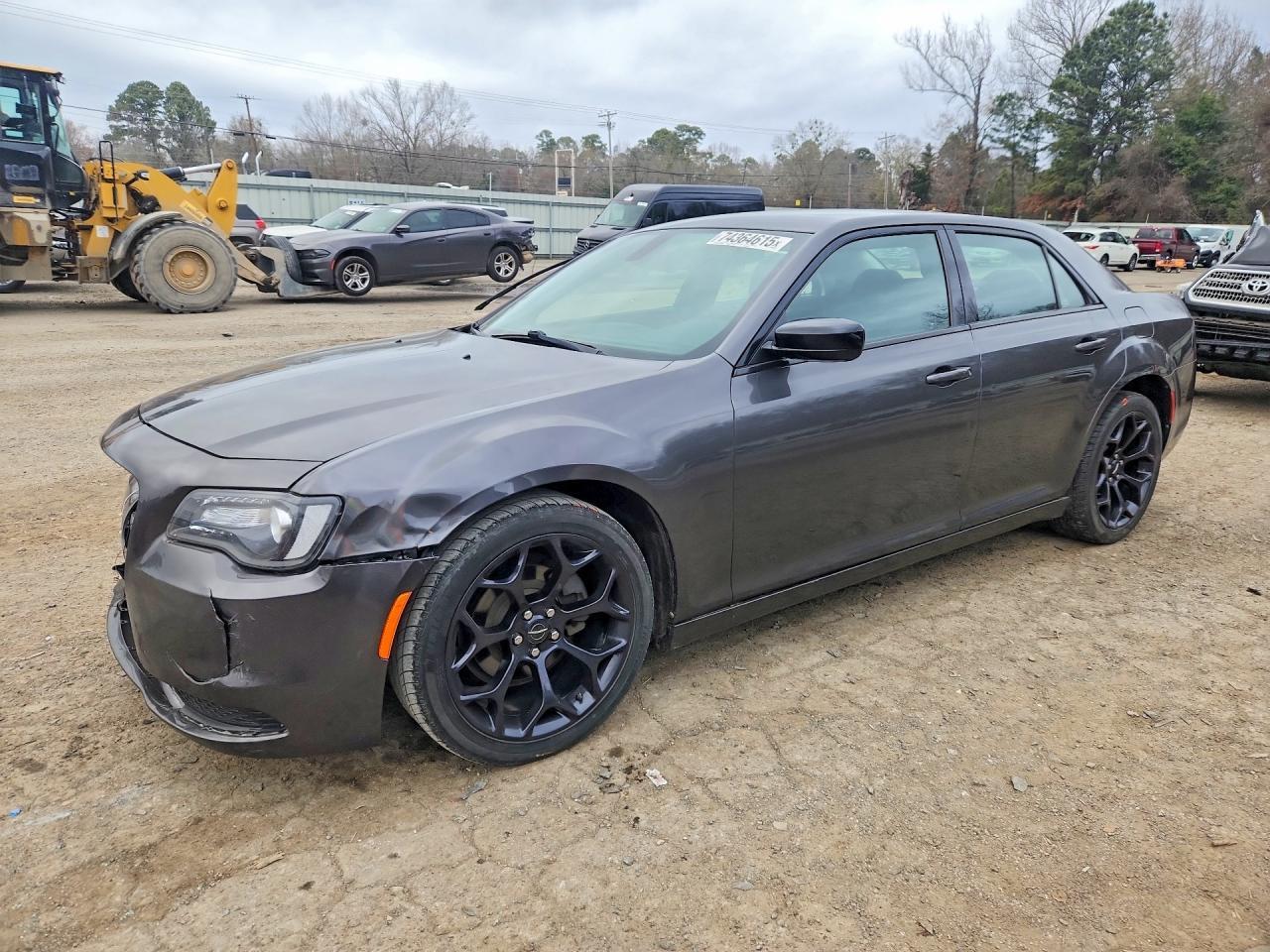 2019 CHRYSLER 300