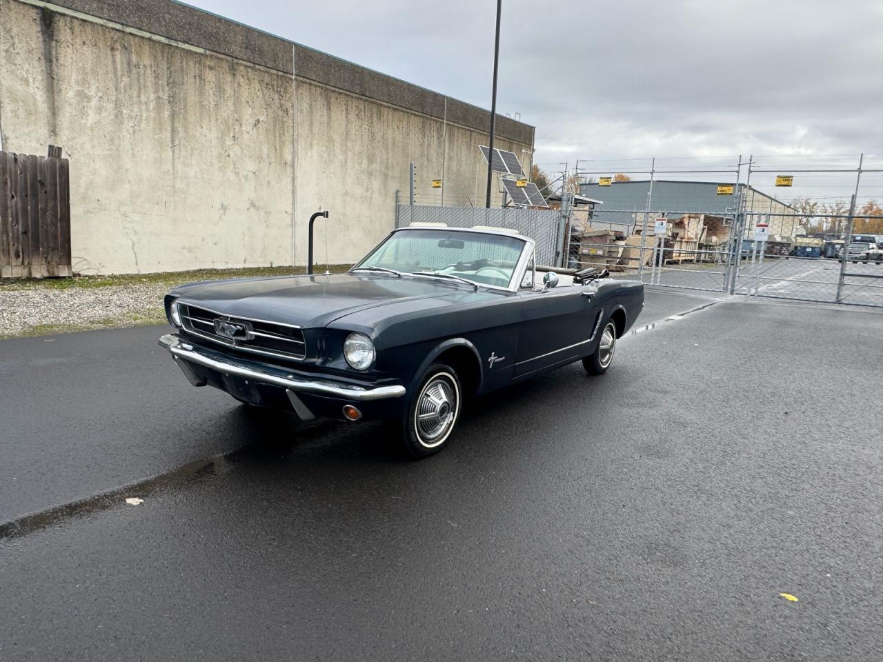 1965 FORD MUSTANG