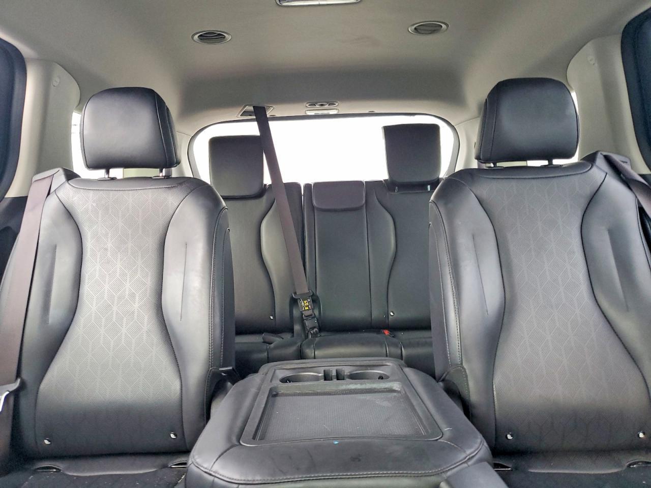 2023 KIA Carnival