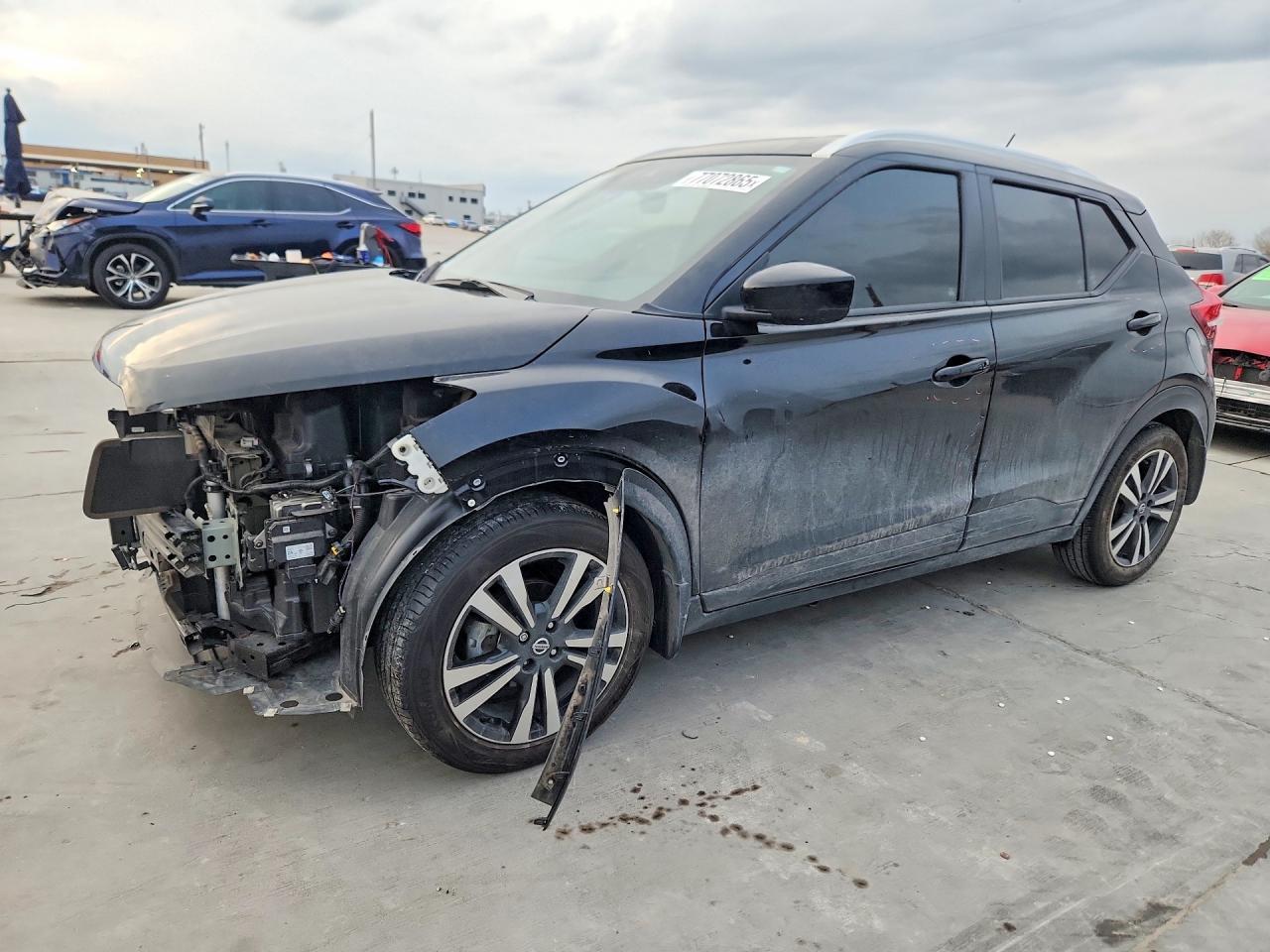 2020 NISSAN KICKS