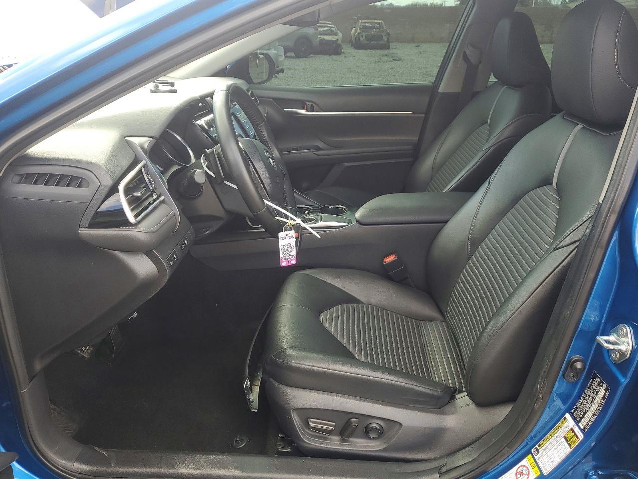 2018 TOYOTA CAMRY