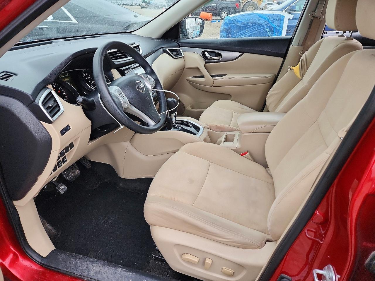 2016 NISSAN ROGUE