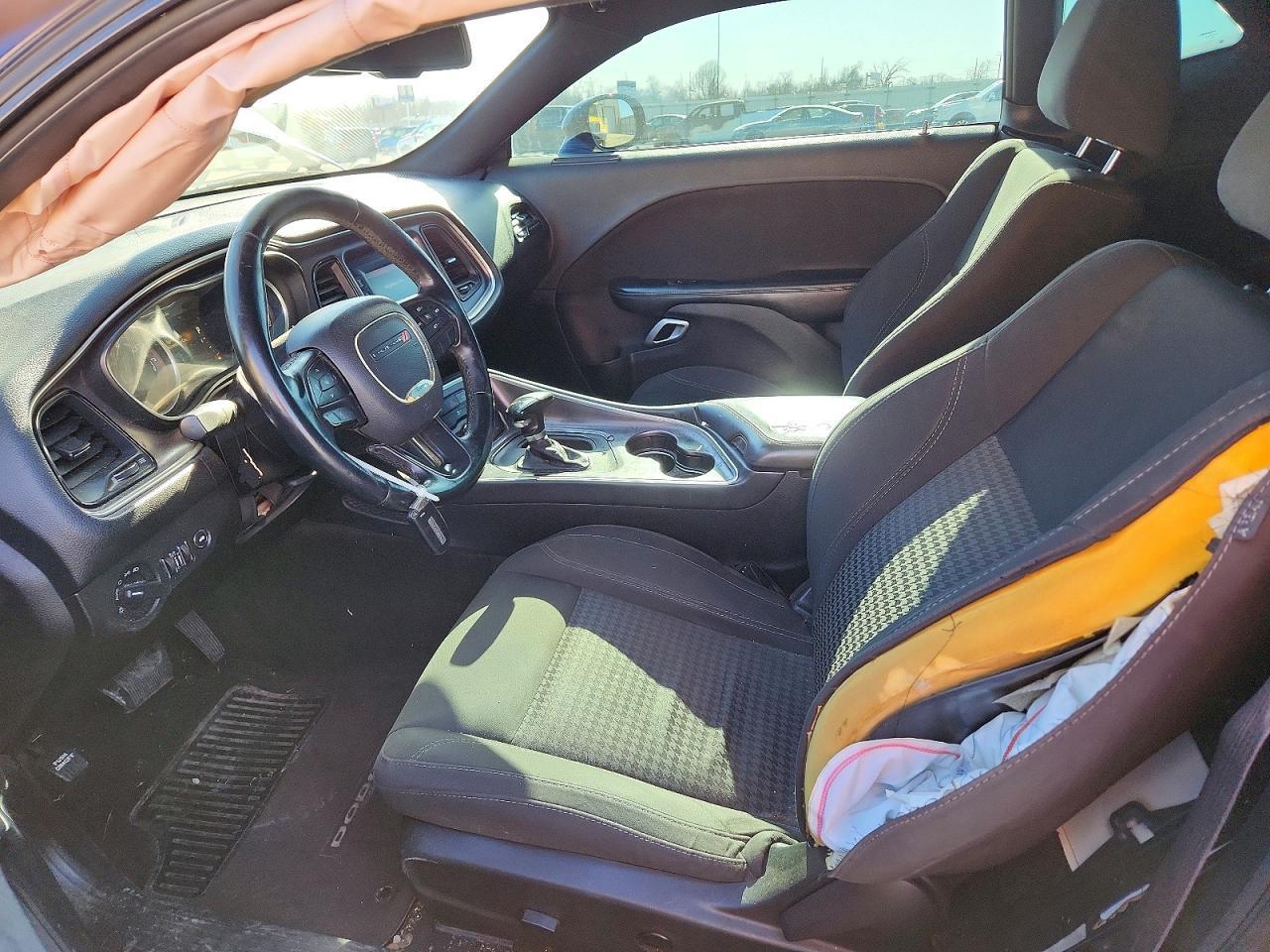 2016 DODGE Challenger