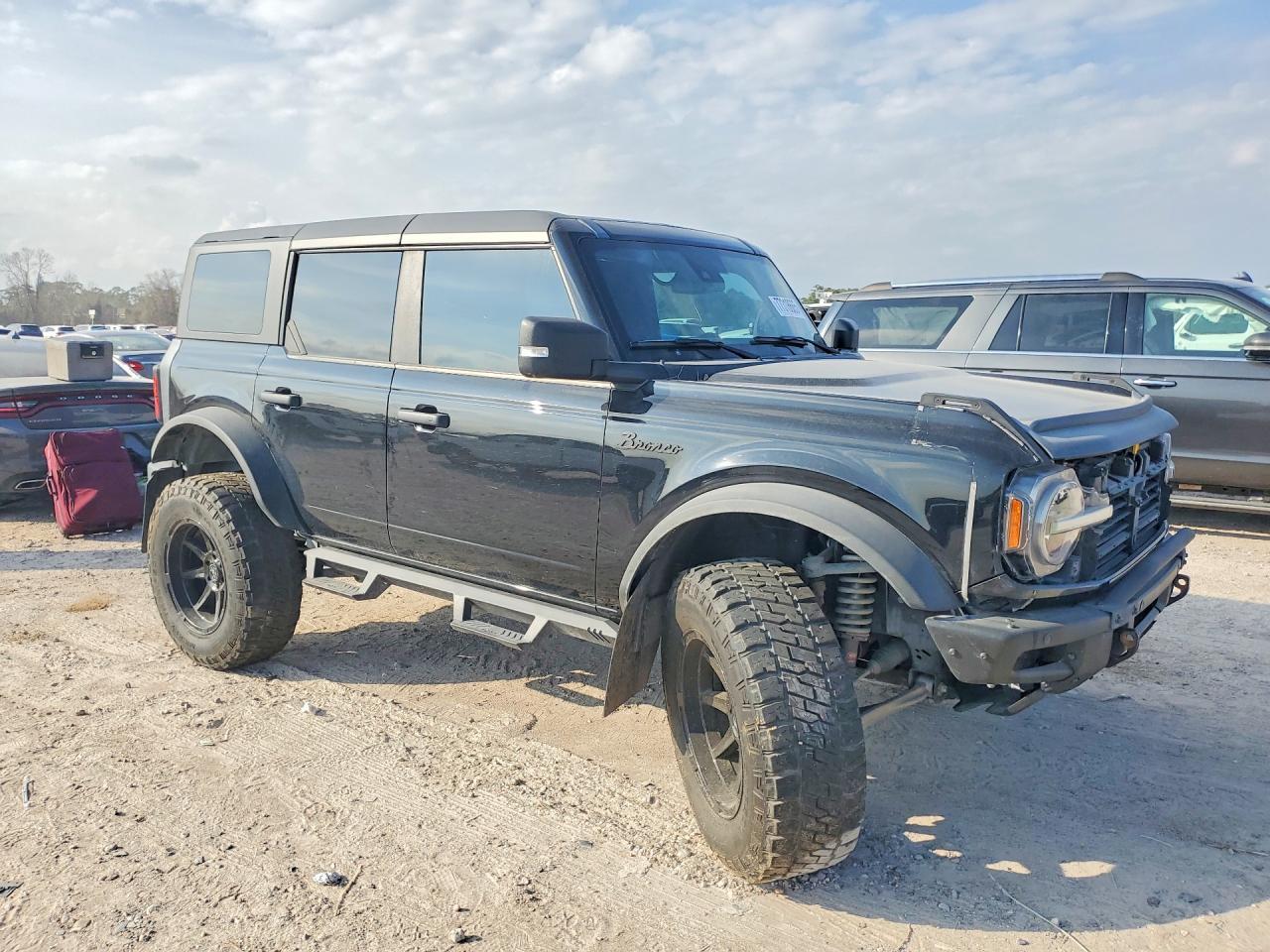 2022 FORD Bronco