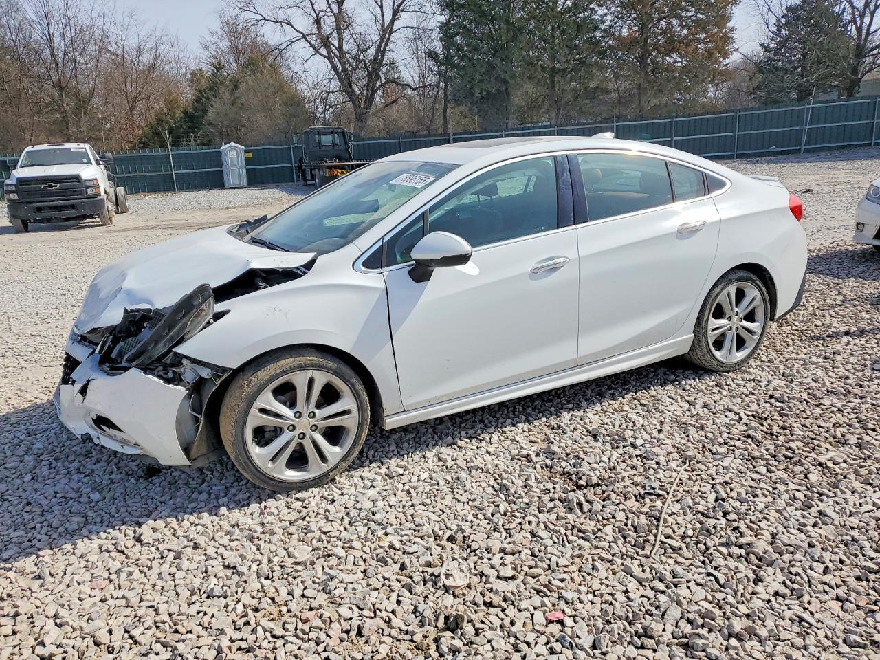 2016 CHEVROLET CRUZE