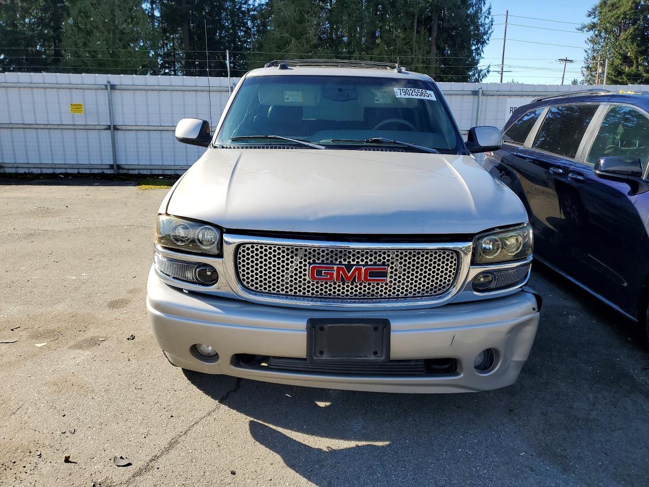 2004 GMC Yukon