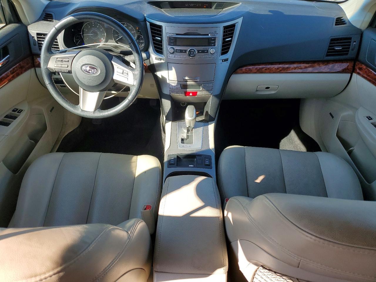 2010 SUBARU Outback