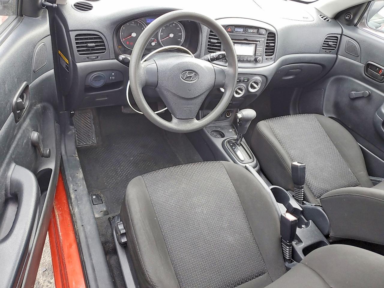 2011 HYUNDAI ACCENT